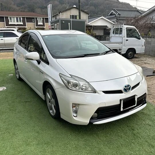 福山市神辺町で買取した平成24年式 トヨタ プリウス S 23万km