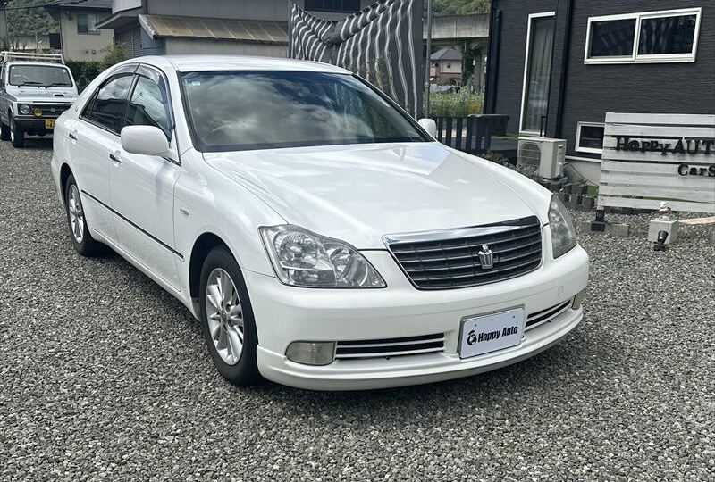 福山市神辺町で買取した平成18年式 トヨタ クラウン ロイヤルサルーン（GRS182）