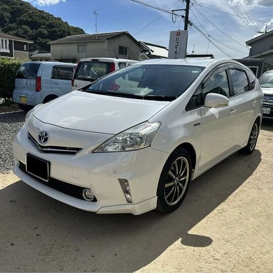 福山市神辺町S様より平成24年式トヨタ プリウスα Sツーリングセレクションを52万円で買取