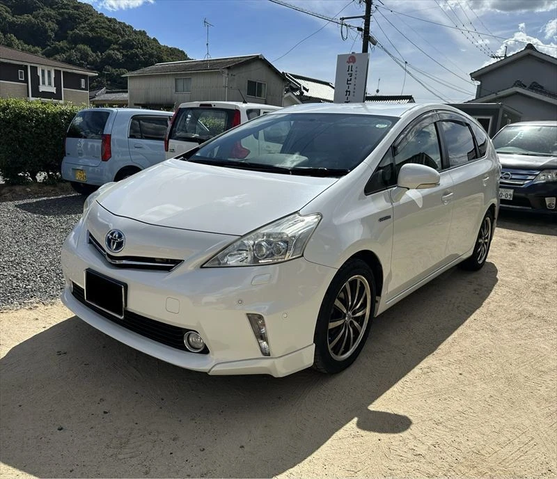福山市神辺町S様より平成24年式トヨタ プリウスα Sツーリングセレクションを52万円で買取